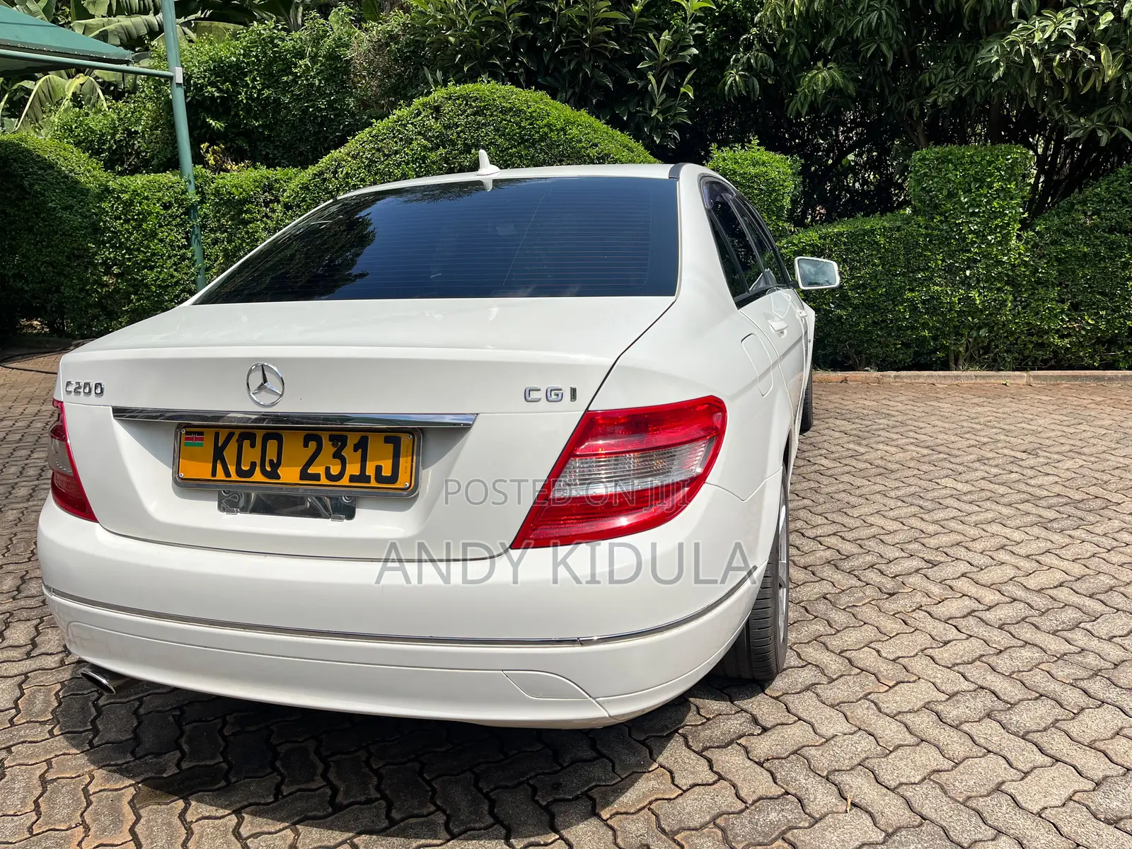 Mercedes-Benz C200 2011 White