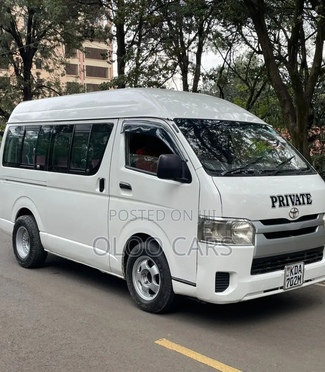 Toyota HiAce 2014 White