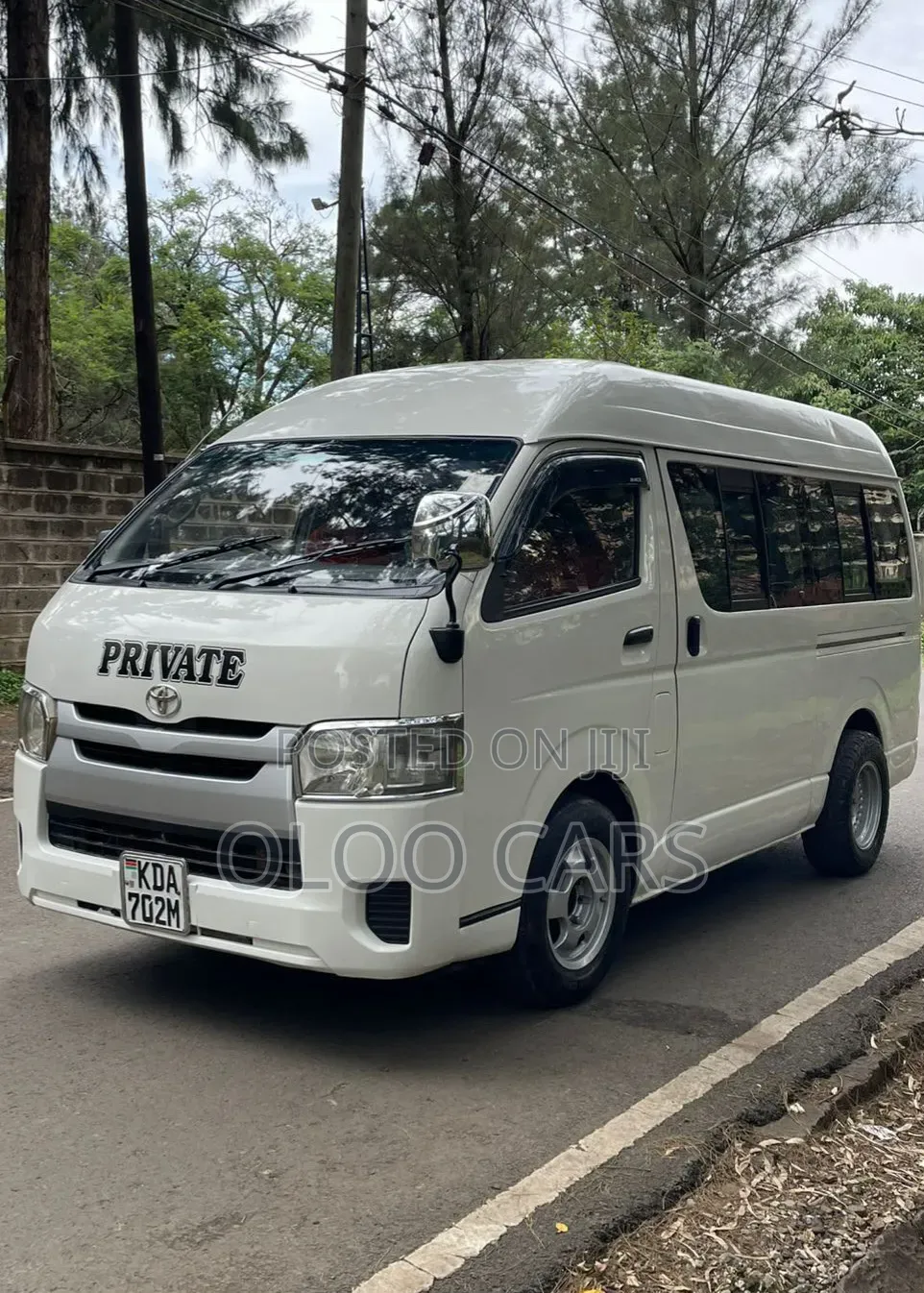 Toyota HiAce 2014 White