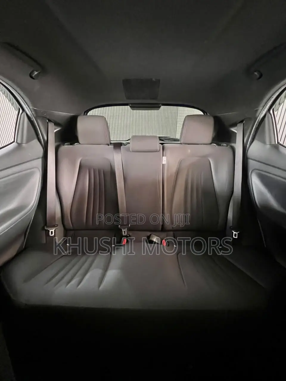 Toyota Yaris 2020 Blue