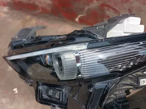 Headlight Left Mazda 3 Xenon, Engrave 23, Computer F