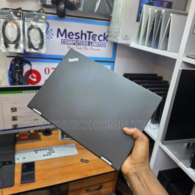 Laptop Lenovo ThinkPad Yoga 370 8GB Intel Core i5 SSD 256GB - thumbnail 2
