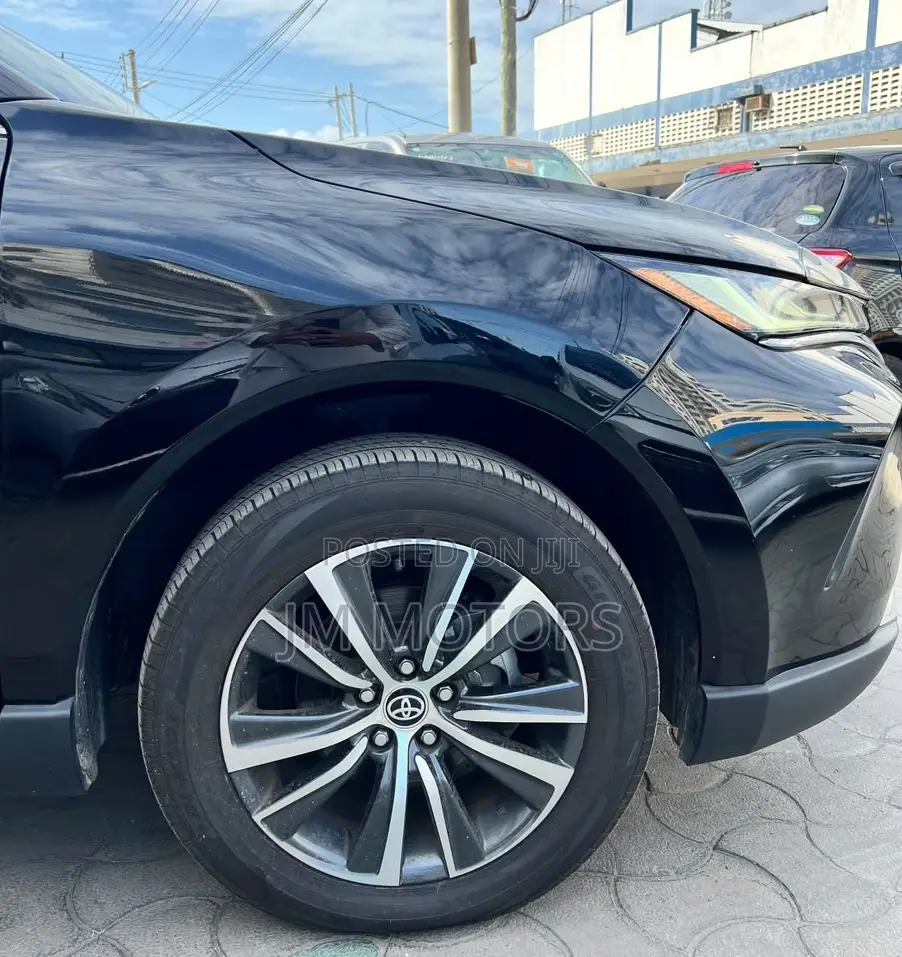 Toyota Harrier 2.0 2020 Black