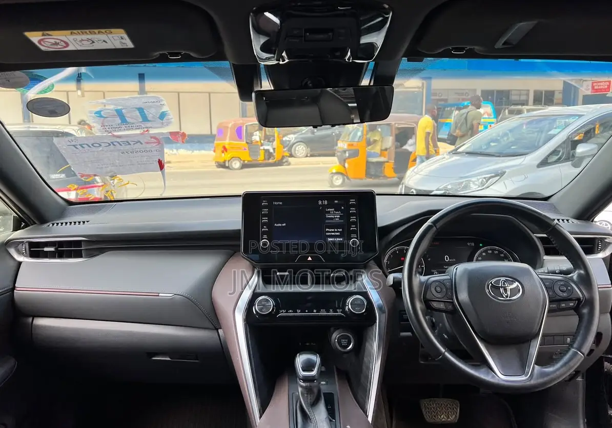 Toyota Harrier 2.0 2020 Black
