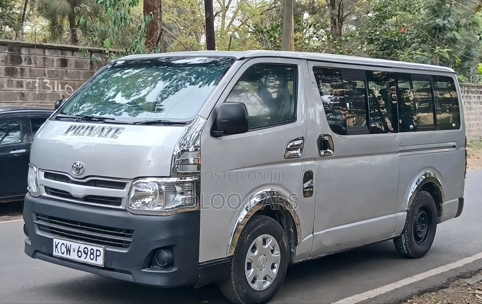 Toyota HiAce 2012 Silver