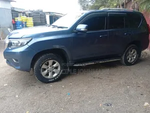 Toyota Land Cruiser Prado 2010 Blue