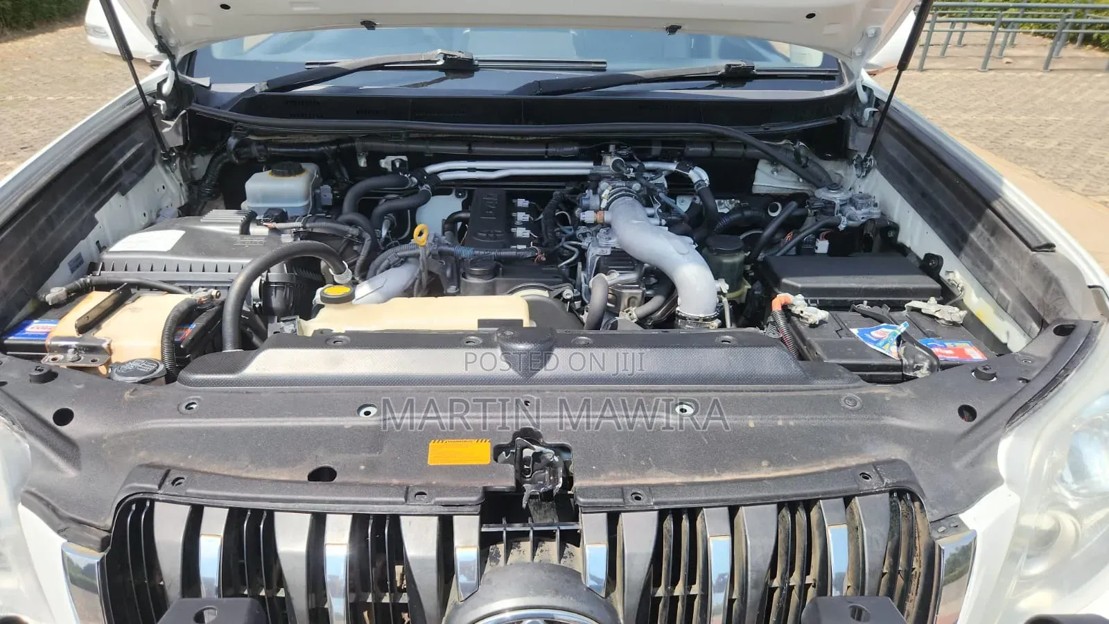 Toyota Land Cruiser Prado 2013 White