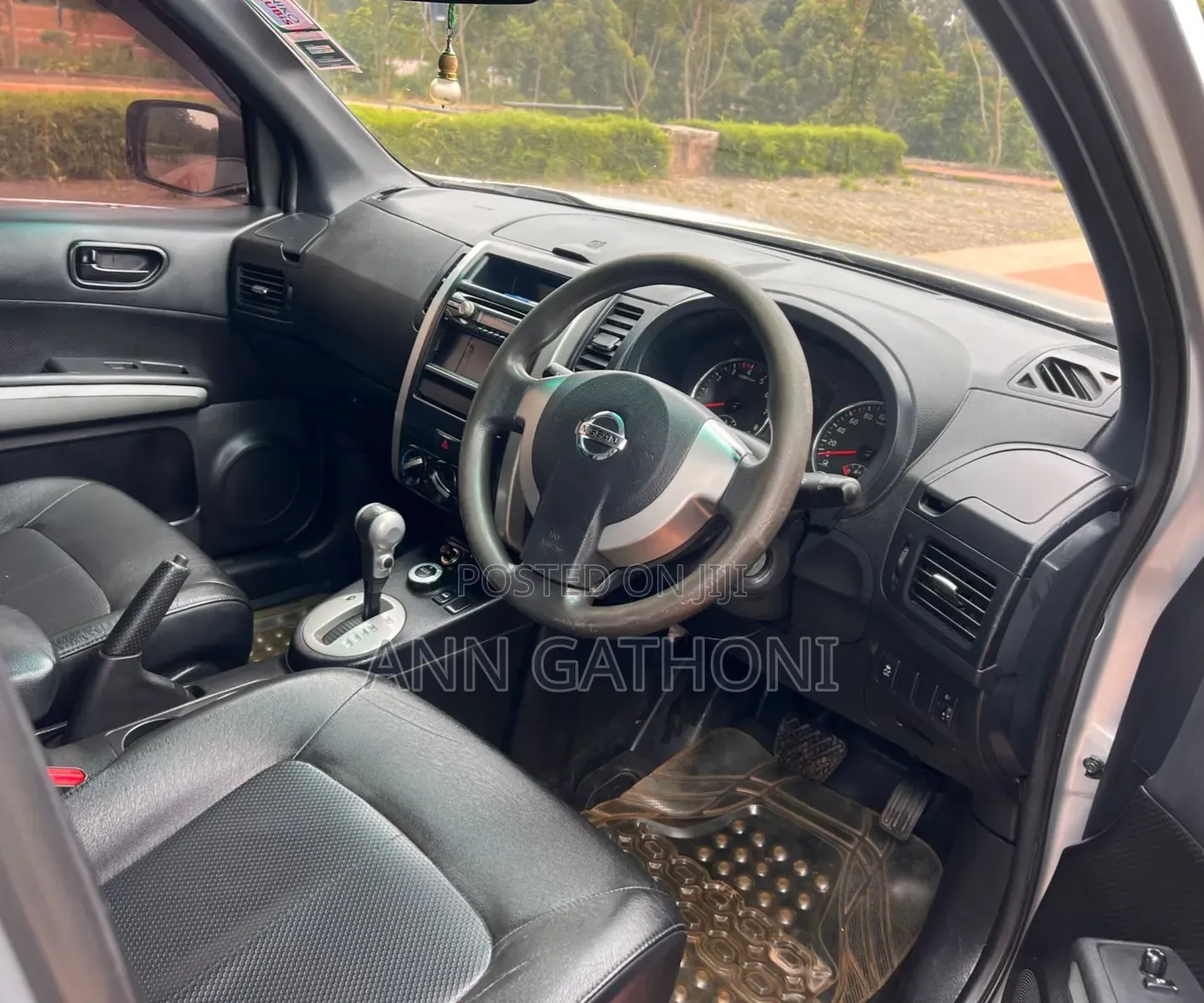 Nissan X-Trail 2014 Gray