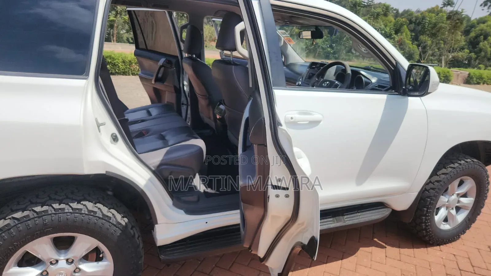 Toyota Land Cruiser Prado 2013 White
