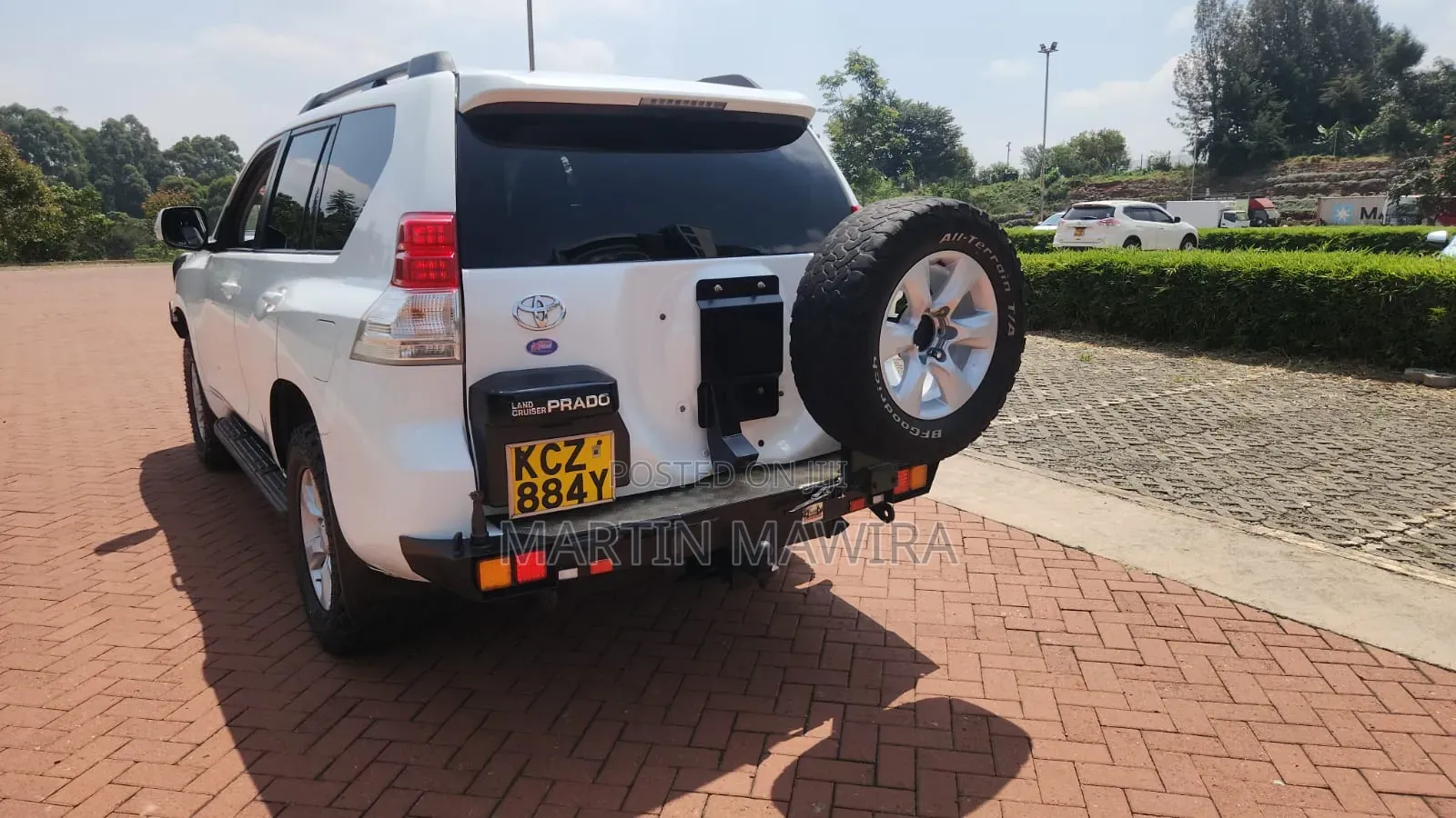 Toyota Land Cruiser Prado 2013 White