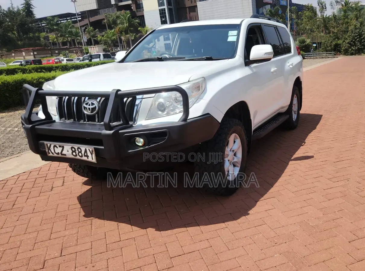 Toyota Land Cruiser Prado 2013 White