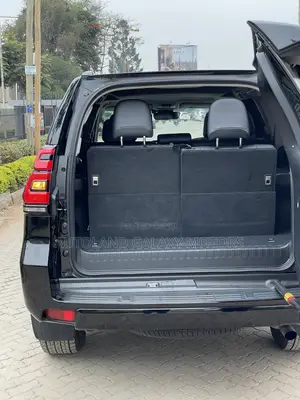 Toyota Land Cruiser Prado 2020 Black
