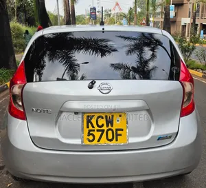 Nissan Note 2013 Silver