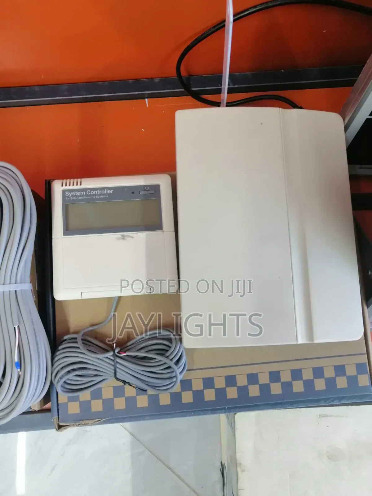 SR81 / SR868C8 Solar Water Heater Controller