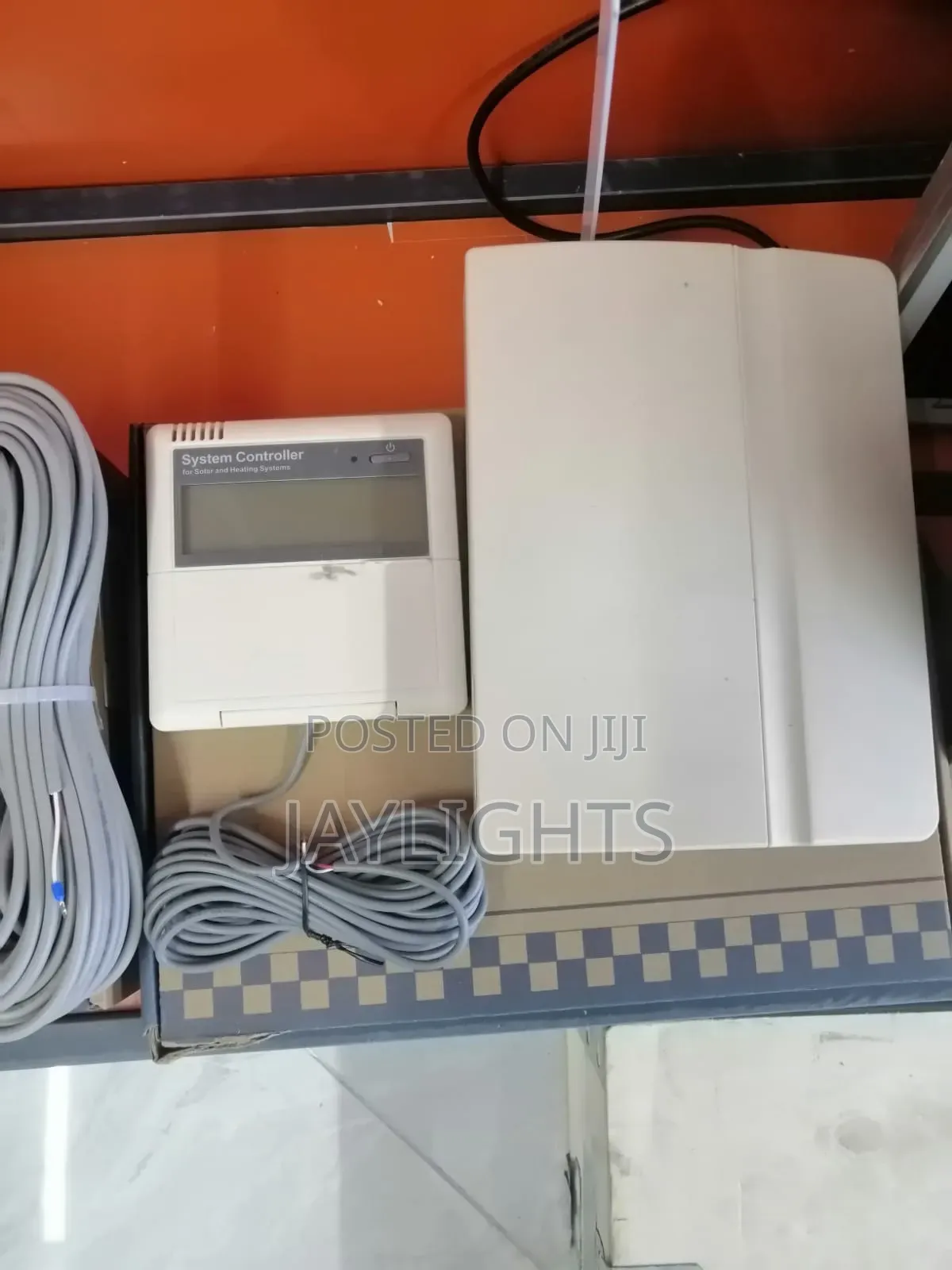 SR81 / SR868C8 Solar Water Heater Controller