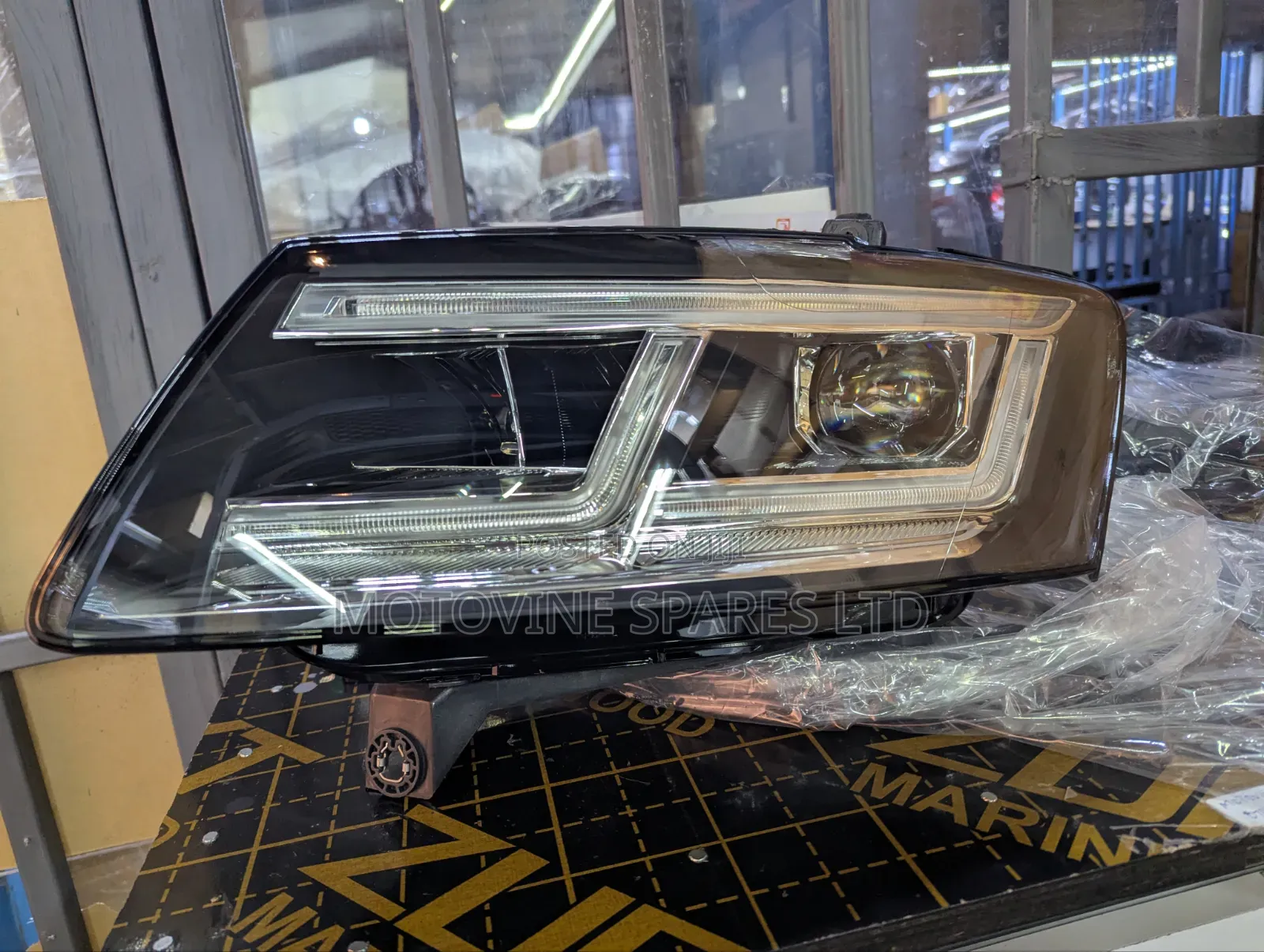Audi Q5 Aftermarket LED Headlights