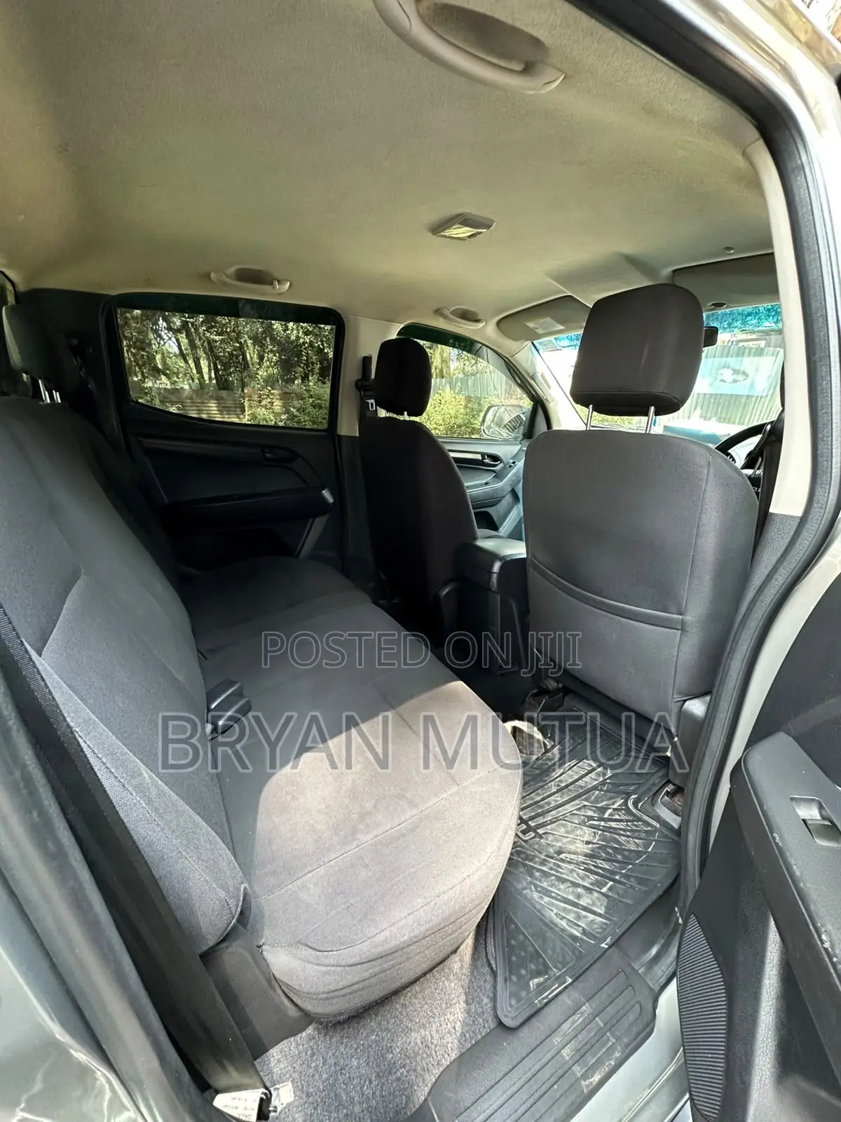 Isuzu D-MAX 2023 Gray