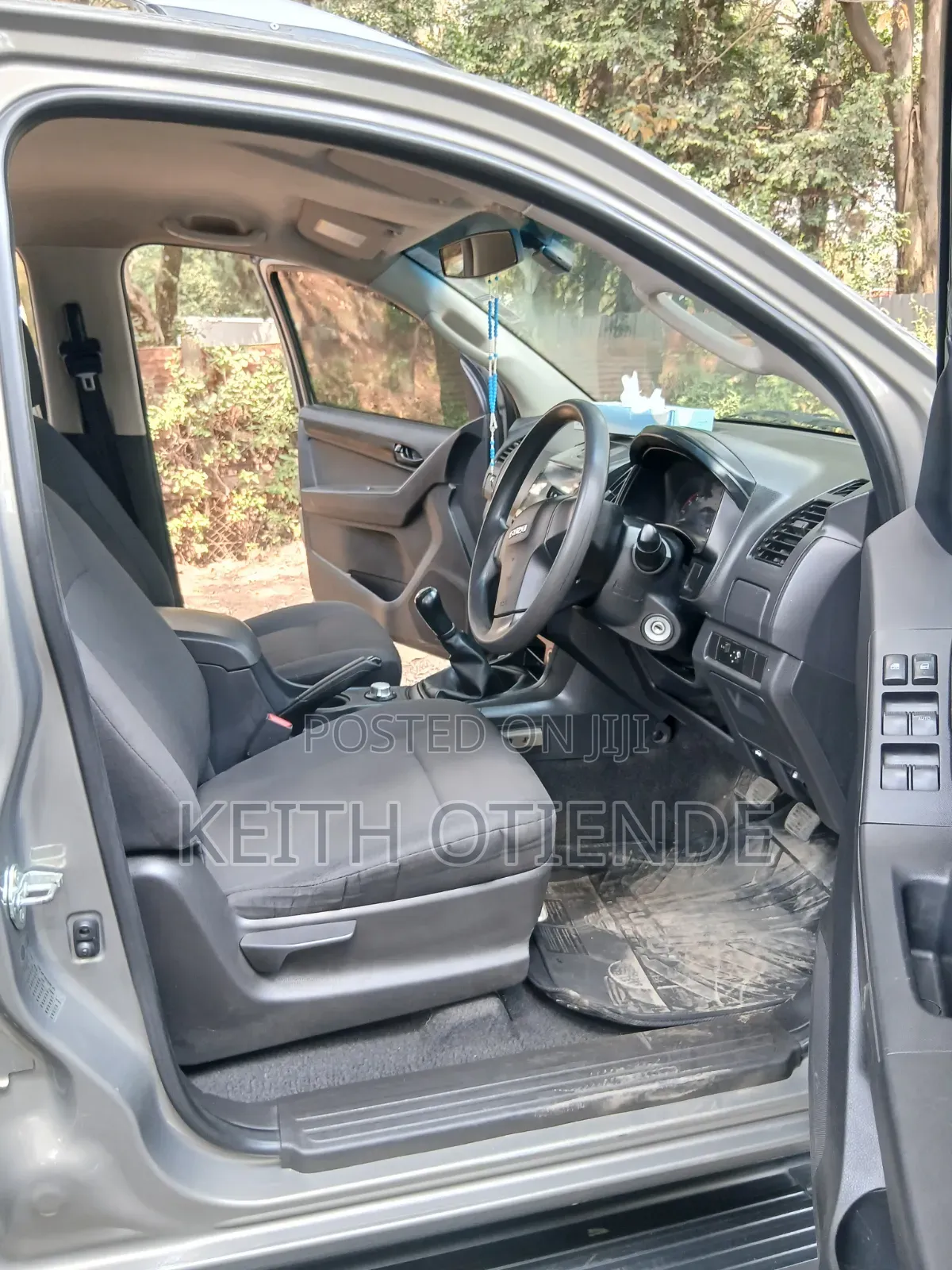 Isuzu D-MAX 2023 Gray