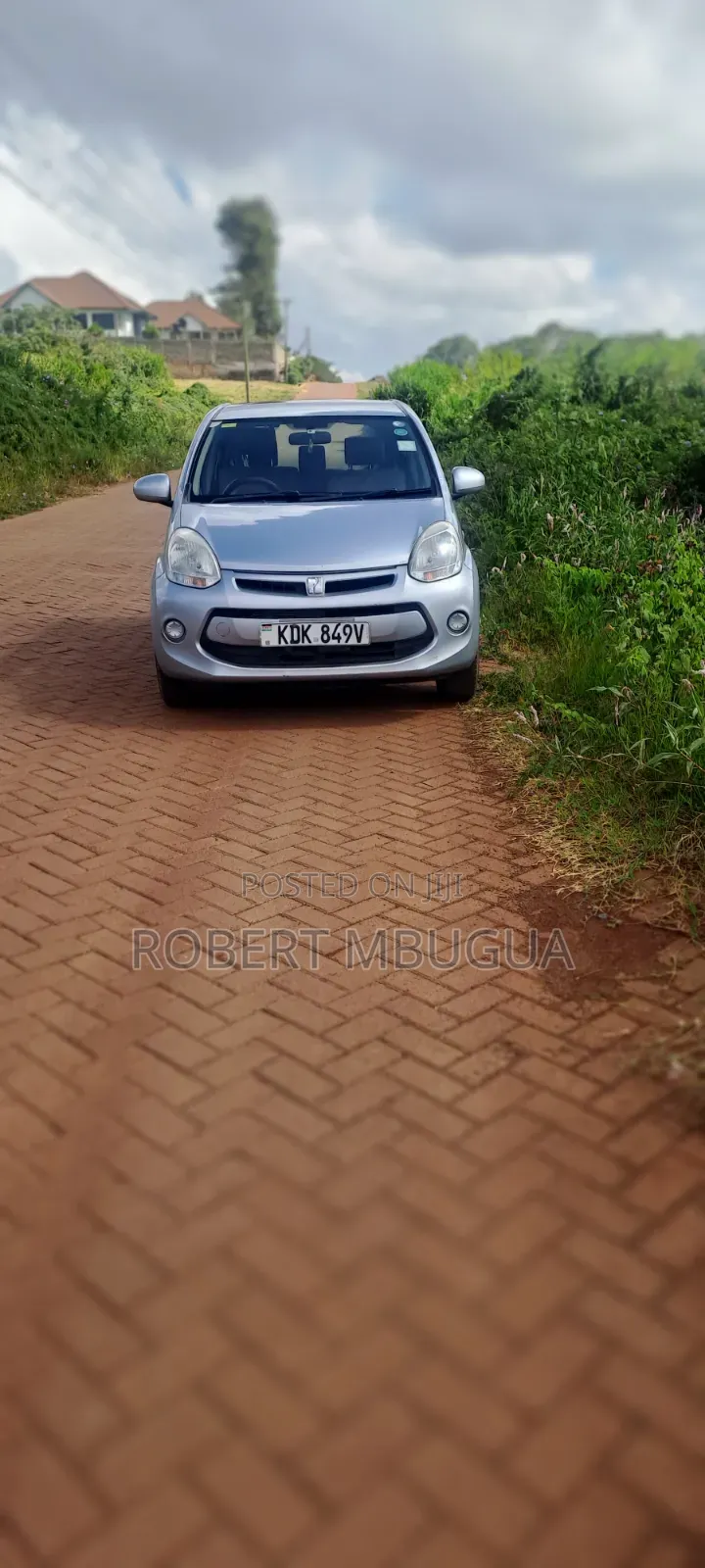 Toyota Passo 2015 Silver
