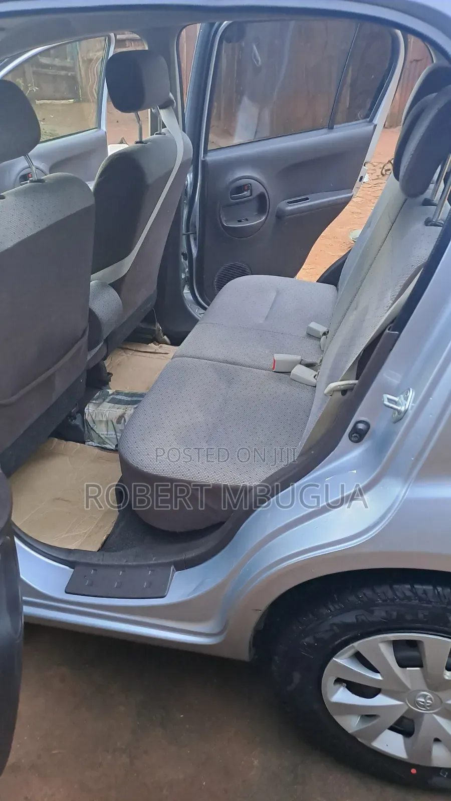 Toyota Passo 2015 Silver