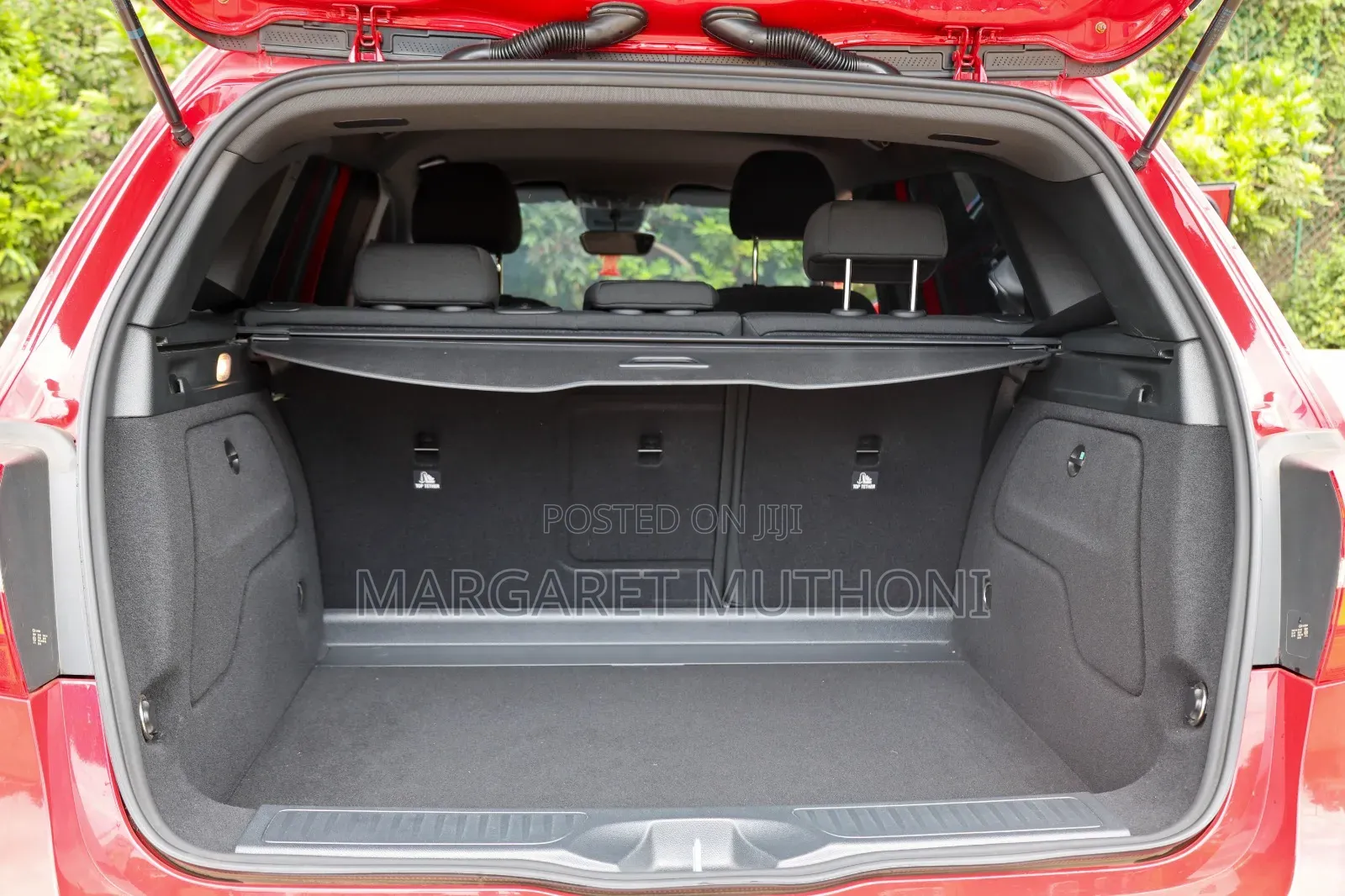 Mercedes-Benz B-Class 2017 Red
