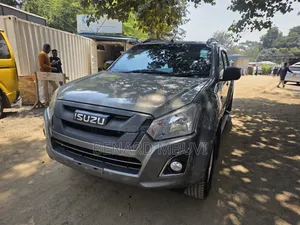 Isuzu D-MAX 2023 Gray