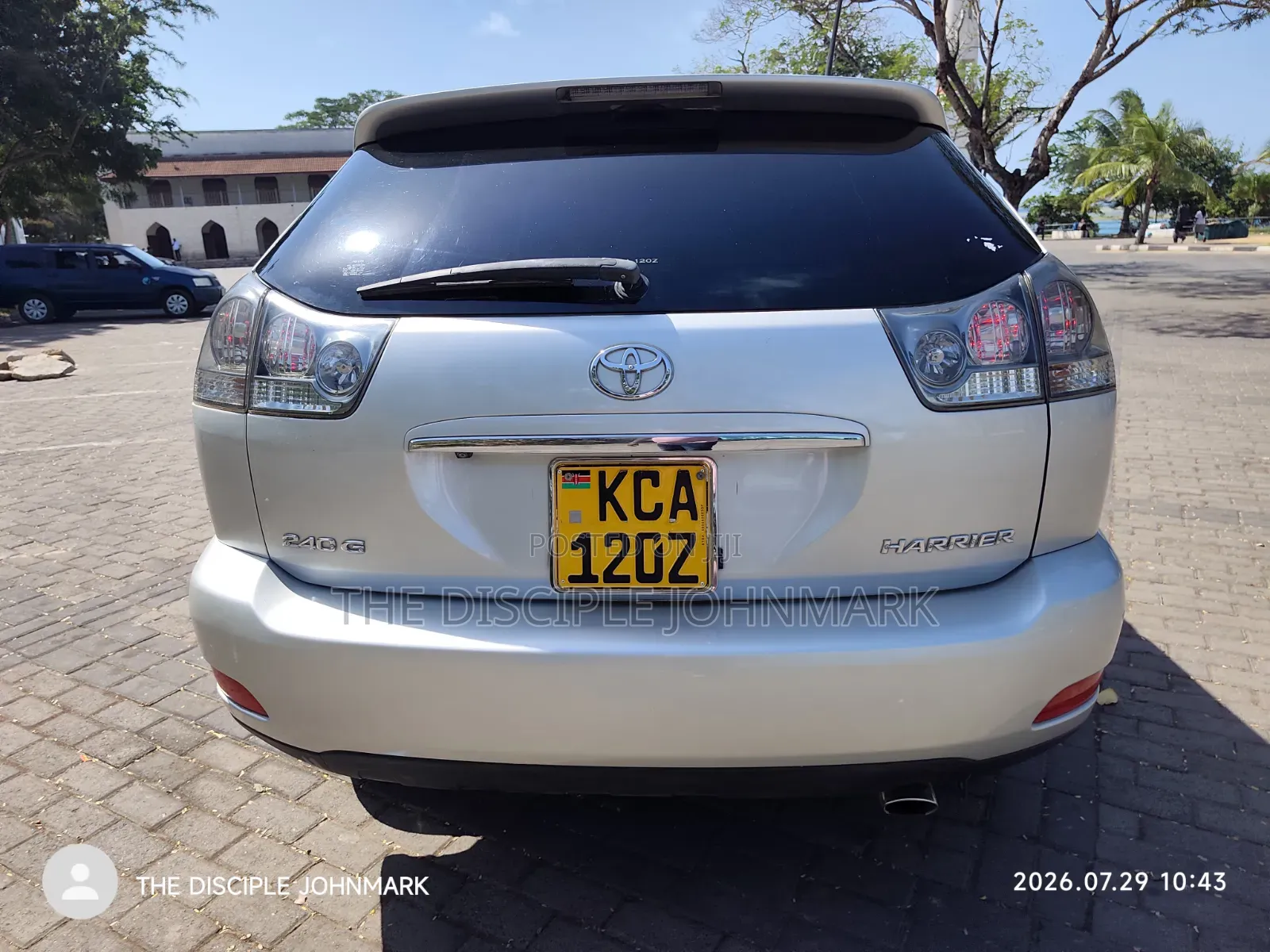 Toyota Harrier 2008 Silver