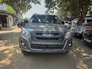 Isuzu D-MAX 2023 Gray