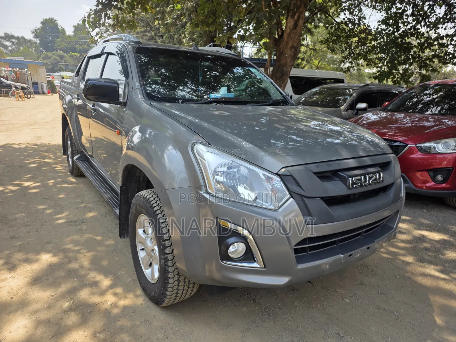 Isuzu D-MAX 2023 Gray