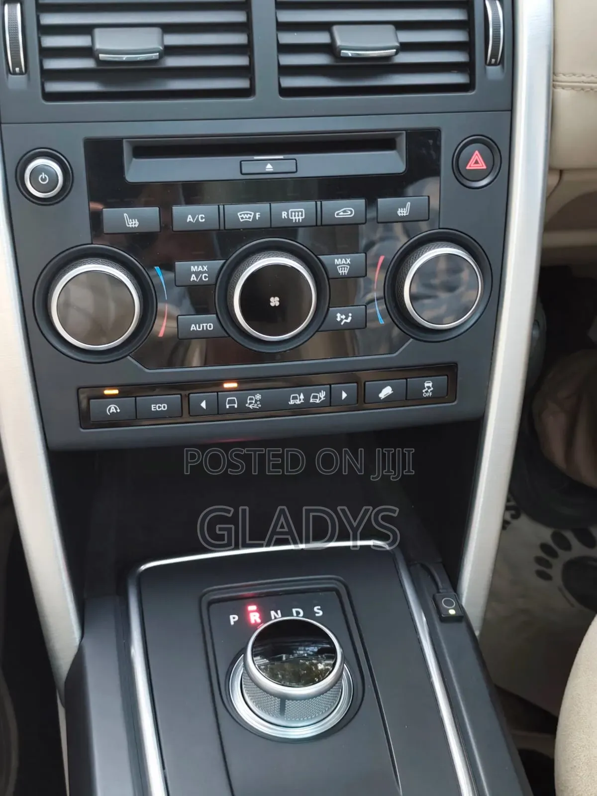 Land Rover Discovery Sport 2016 Gold