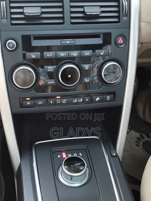Land Rover Discovery Sport 2016 Gold