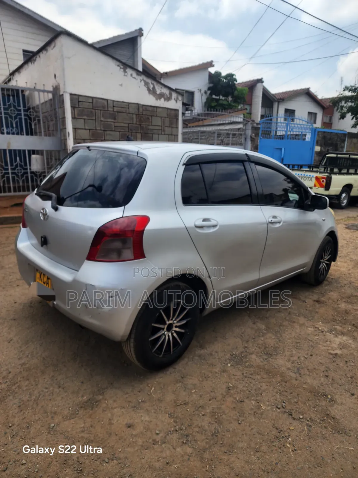 Toyota Vitz 2007 Silver