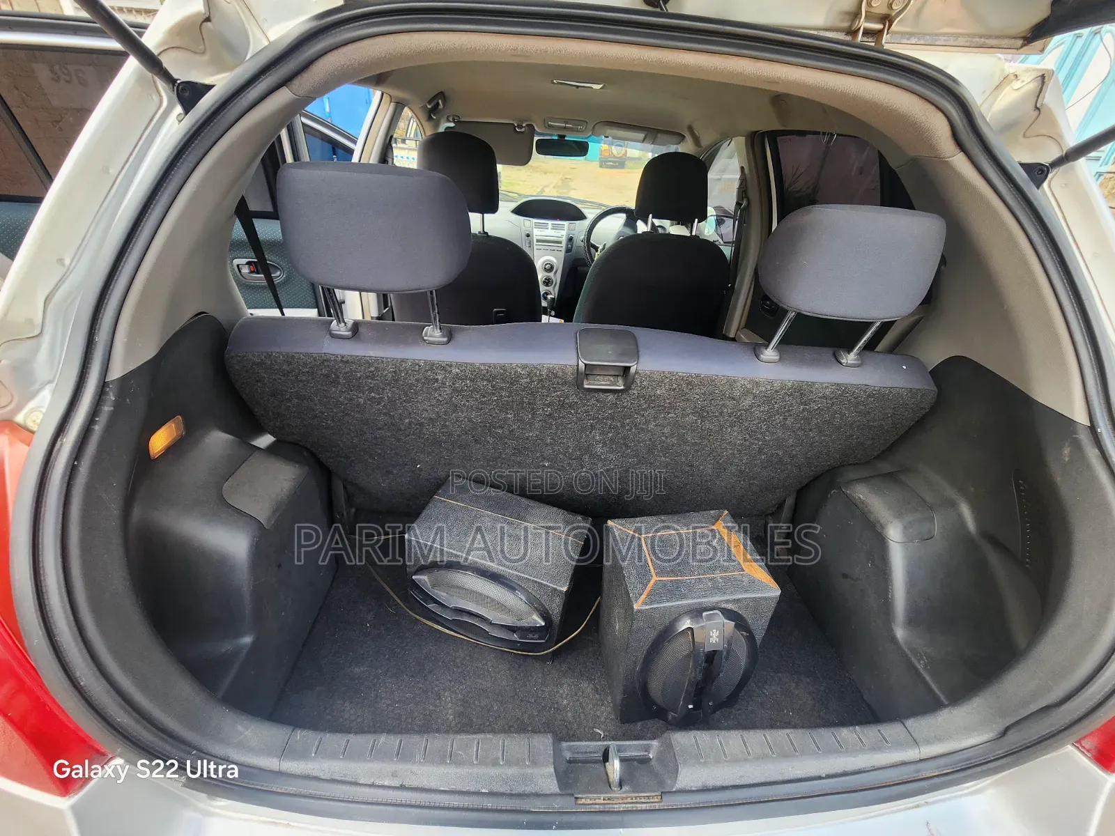 Toyota Vitz 2007 Silver