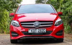 Mercedes-Benz B-Class 2017 Red