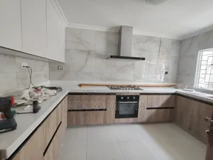 3bdrm Maisonette in Kileleshwa for rent
