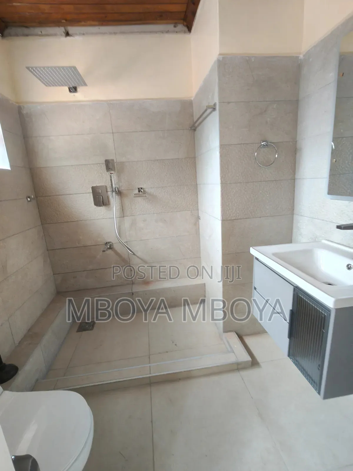 3bdrm Maisonette in Kileleshwa for rent