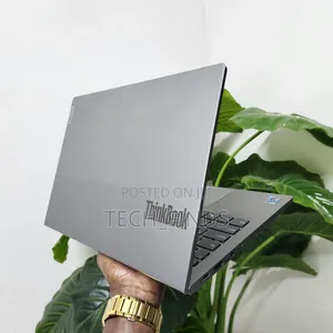Laptop Lenovo ThinkBook 13s Gen 2 16GB Intel Core i5 SSD 512GB