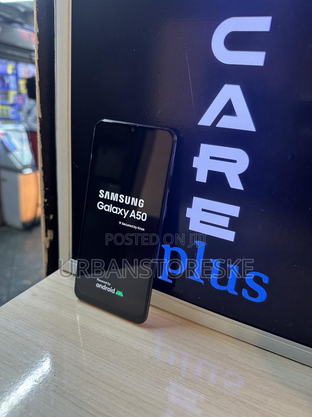 Samsung Galaxy A50 128 GB Black - main view