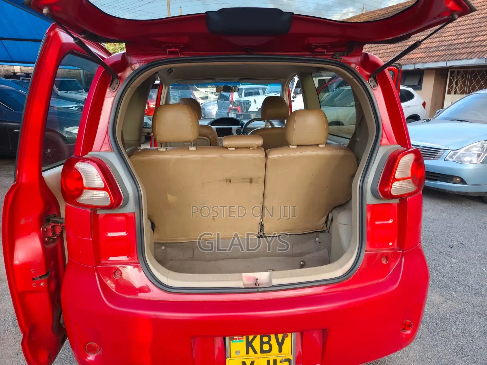 Toyota Porte 2007 Red
