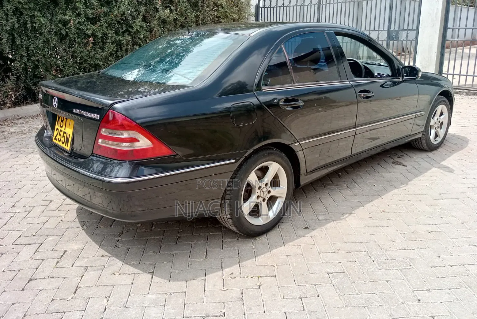 Mercedes-Benz C200 2005 Black