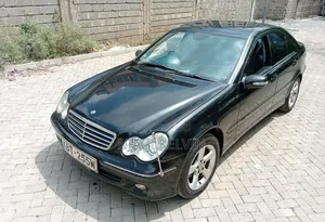 Mercedes-Benz C200 2005 Black