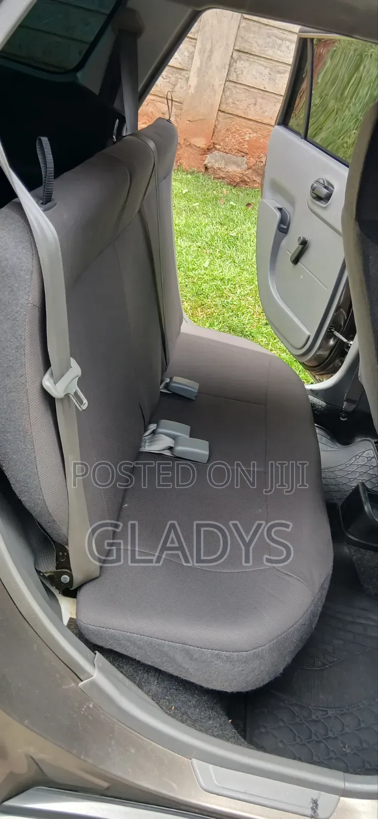Nissan Wingroad 2018 Gray