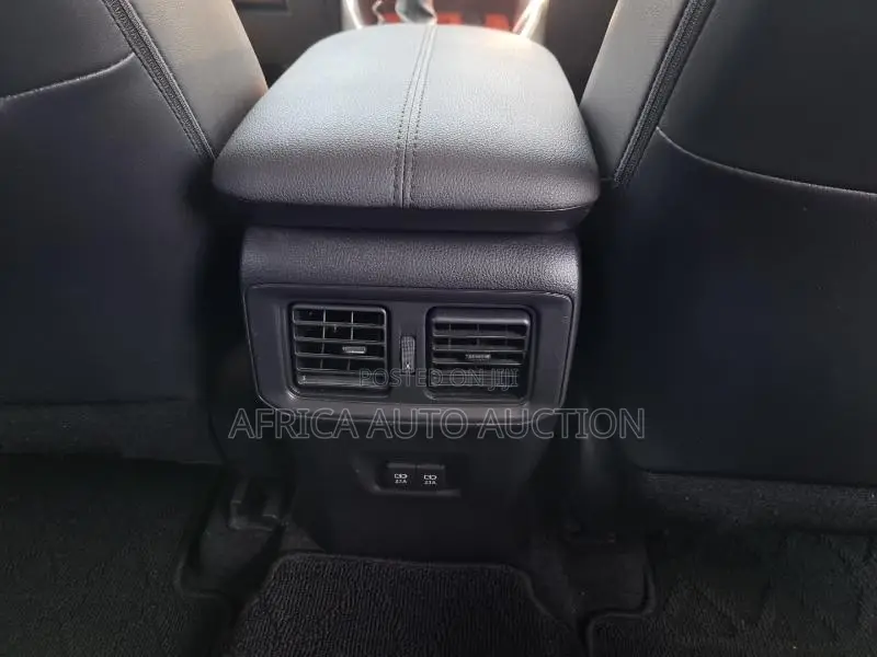 Toyota RAV4 2020 Blue