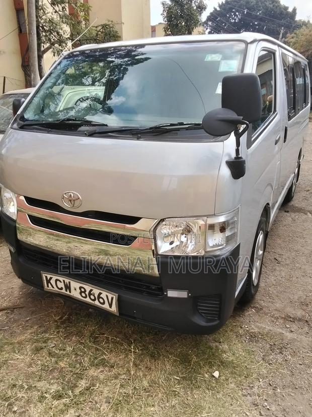 Toyota HiAce 2013 Silver