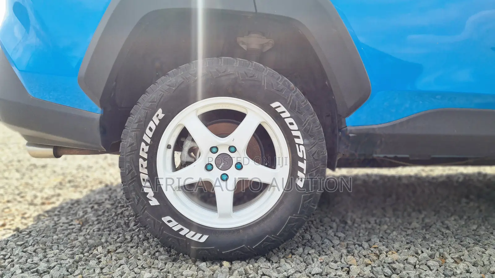 Toyota RAV4 2020 Blue