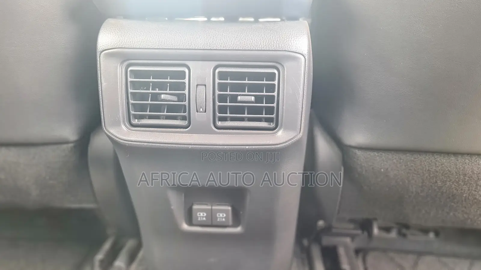 Toyota RAV4 2020 Blue