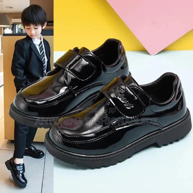 Kids Wetlook School Shoes 27-38
