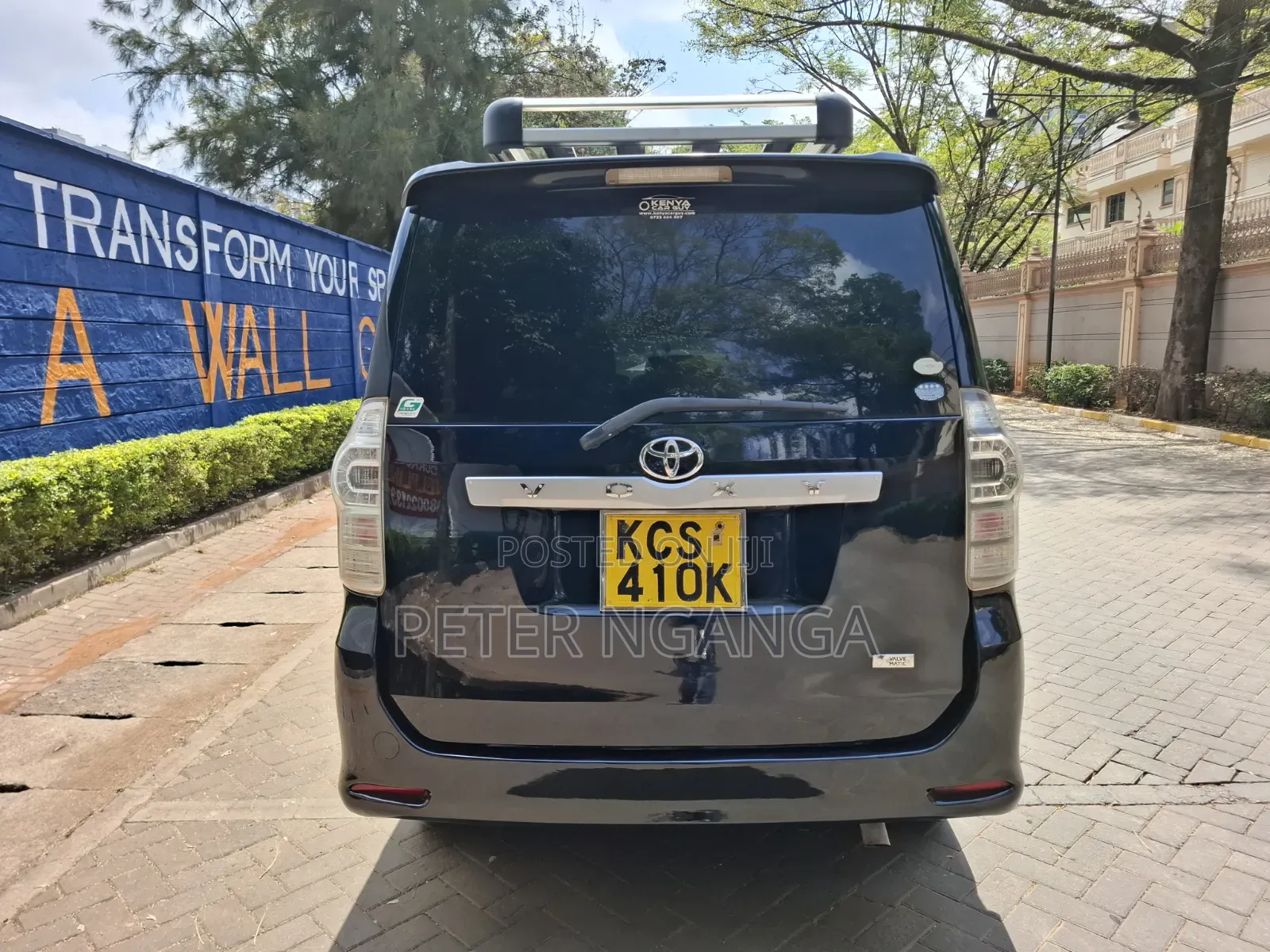 Toyota Voxy 2011 Black