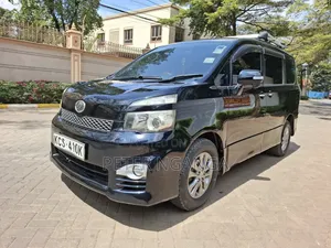 Toyota Voxy 2011 Black
