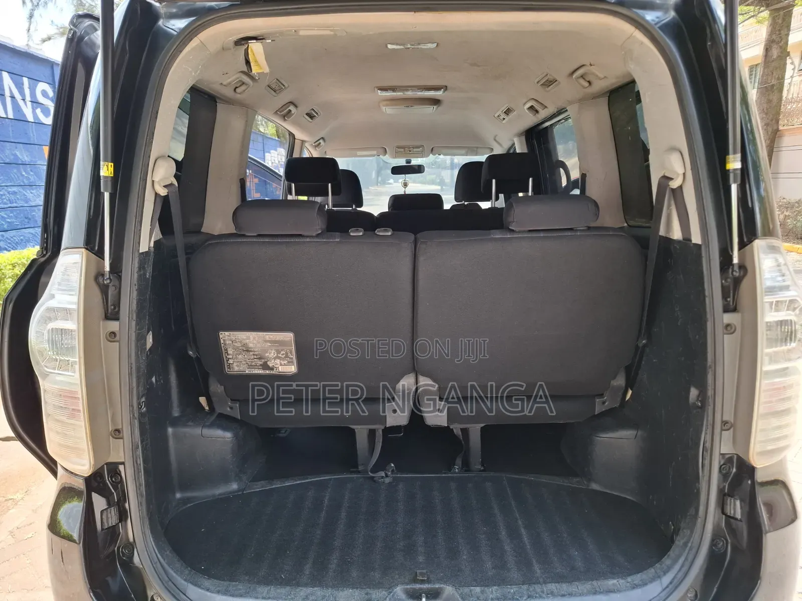 Toyota Voxy 2011 Black